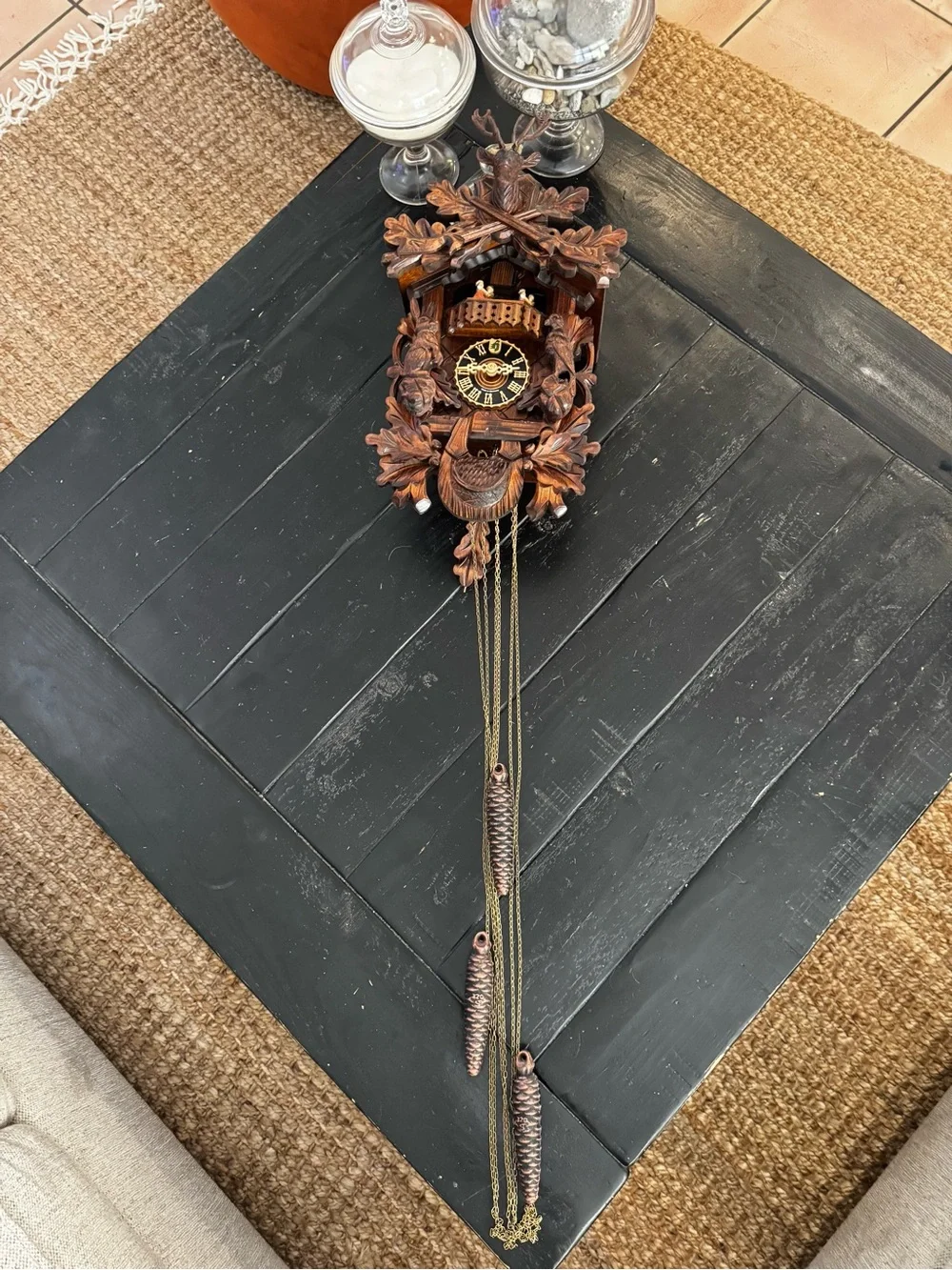 Hand-Carved Brown Cuckoo Wall Clock - Hones